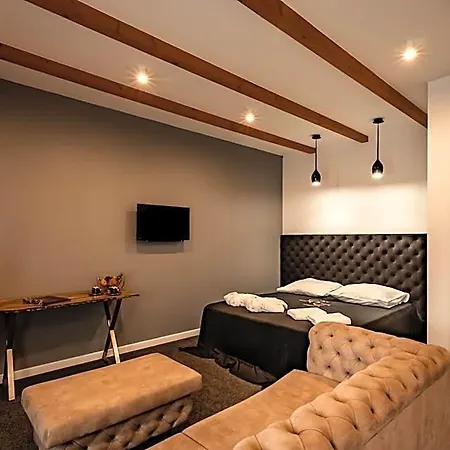 Boski Zakatek Bed & Breakfast